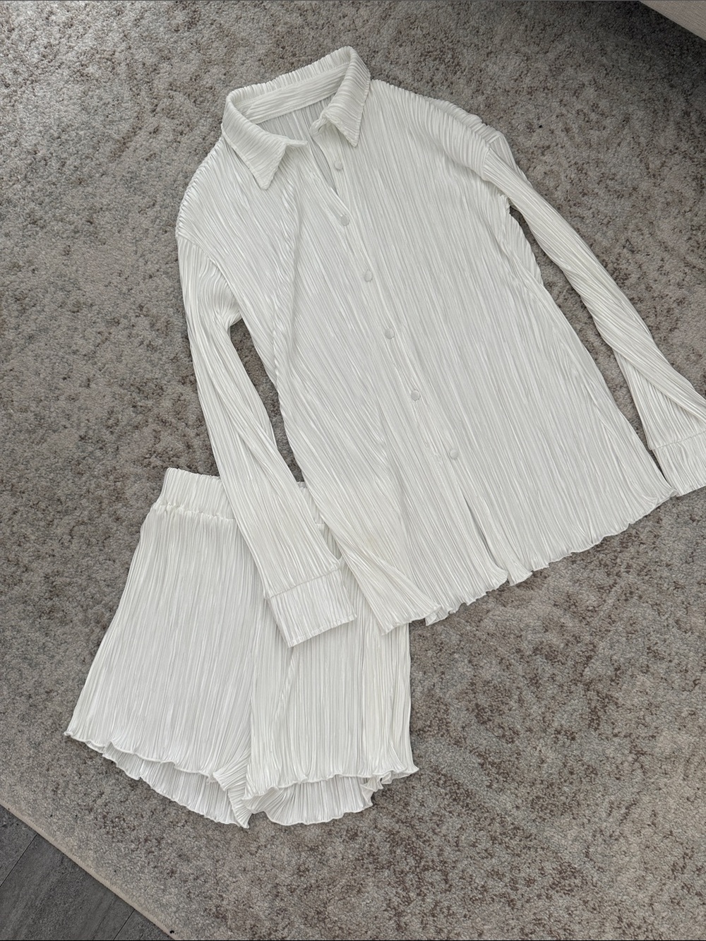Amazon Women's White Crinkled Button-Down Short Set